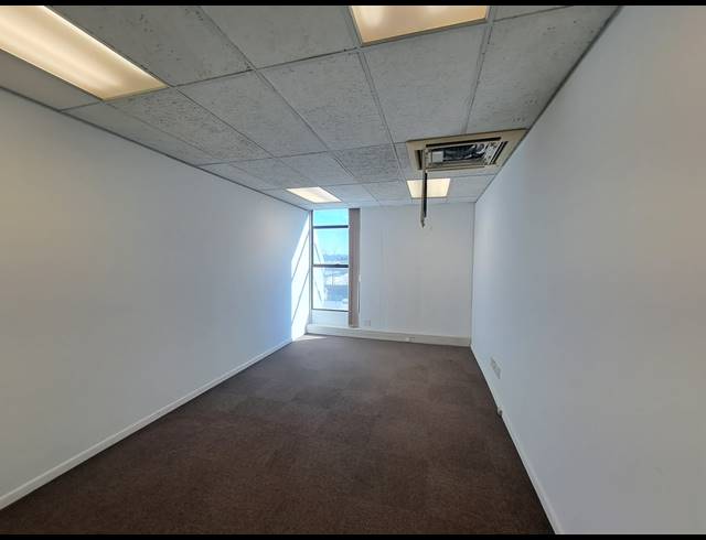 419M² OFFICE TO LET IN CRAIGHALL